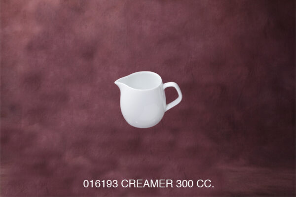 Shape 101 Creamer 4 Sizes 1016193 Creamer 280 cc. 1016192 Creamer 150 cc. 1016191 Creamer 80 cc. 1016190 Creamer 50 cc.