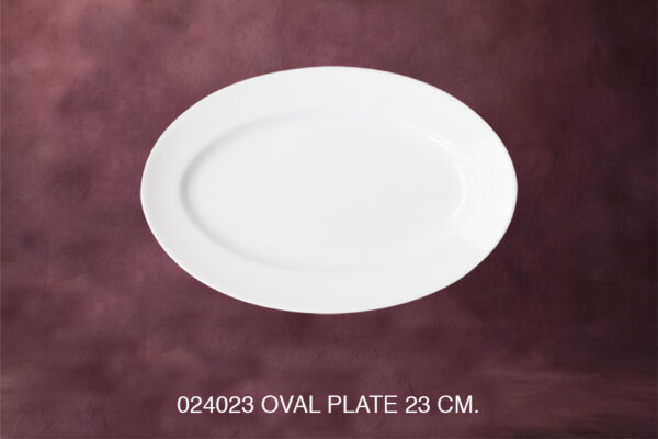 1014023 Oval Plate 23 cm.