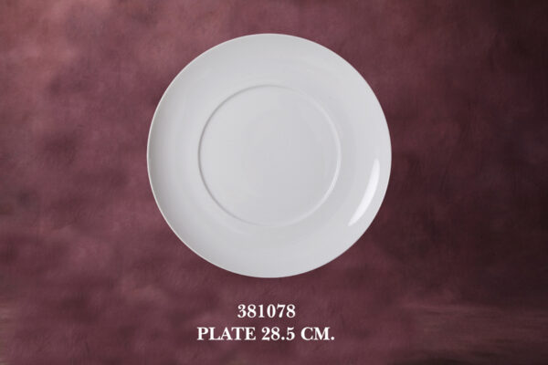 1381078 Plate 28.5 cm.
